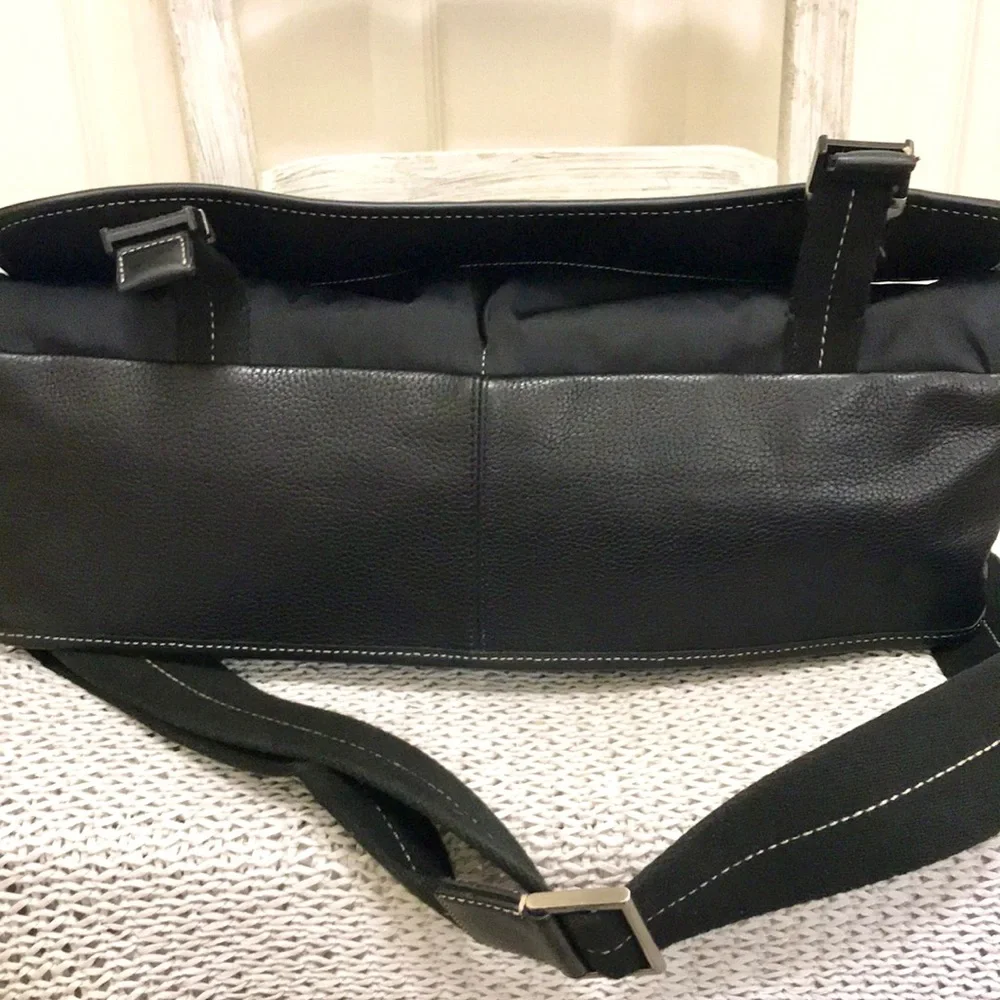 Coach Unisex Messenger Bag Black